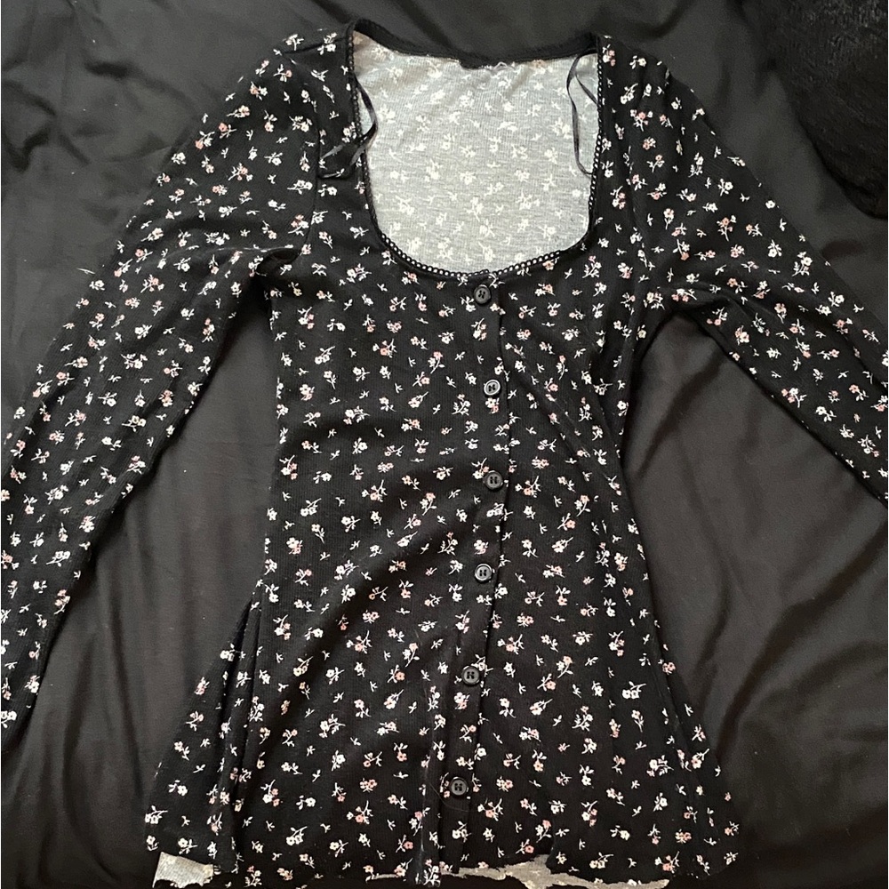Floral Black long sleeved Button-Up top